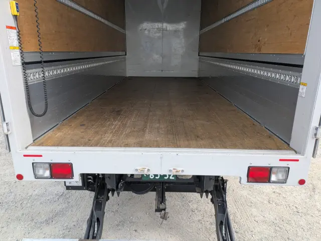 日野 レンジャー 2KG-FD2ABG(2WD)の写真13