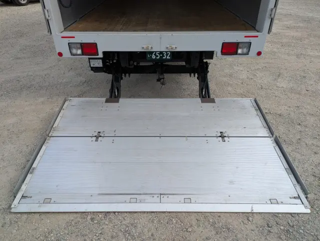 日野 レンジャー 2KG-FD2ABG(2WD)の写真14