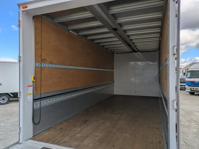 日野 レンジャー 2KG-FD2ABG(2WD)の写真20