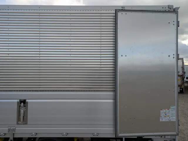 日野 レンジャー 2KG-FD2ABG(2WD)の写真21