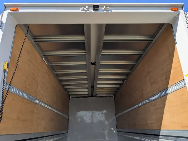 日野 レンジャー 2KG-FD2ABG(2WD)の写真19