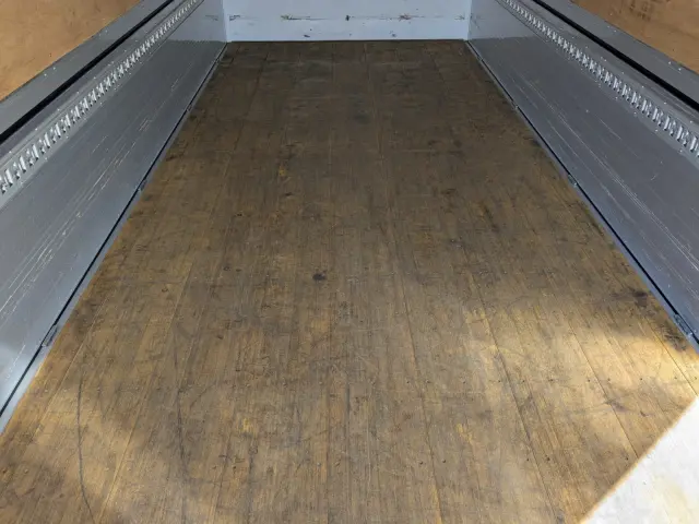 日野 レンジャー 2KG-FD2ABG(2WD)の写真20