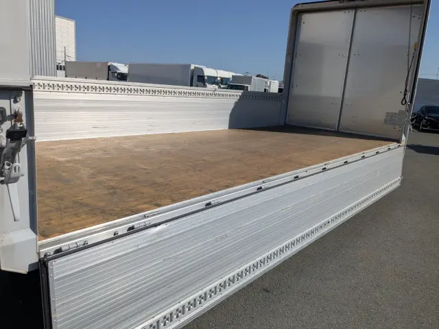 日野 レンジャー 2KG-FD2ABG(2WD)の写真30