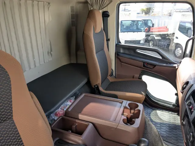 日野 レンジャー 2KG-FD2ABG(2WD)の写真38