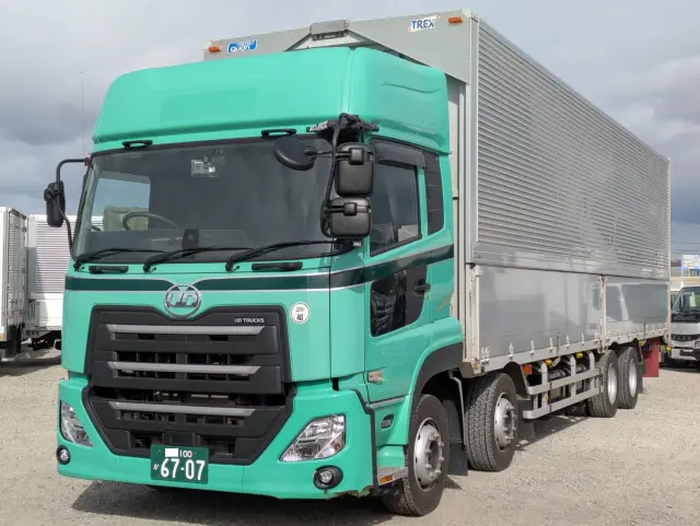 ＵＤ クオン 2PG-CG5CA(8x4)の写真1