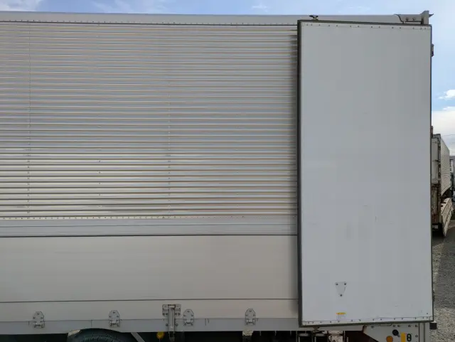 ＵＤ クオン 2PG-CG5CA(8x4)の写真19