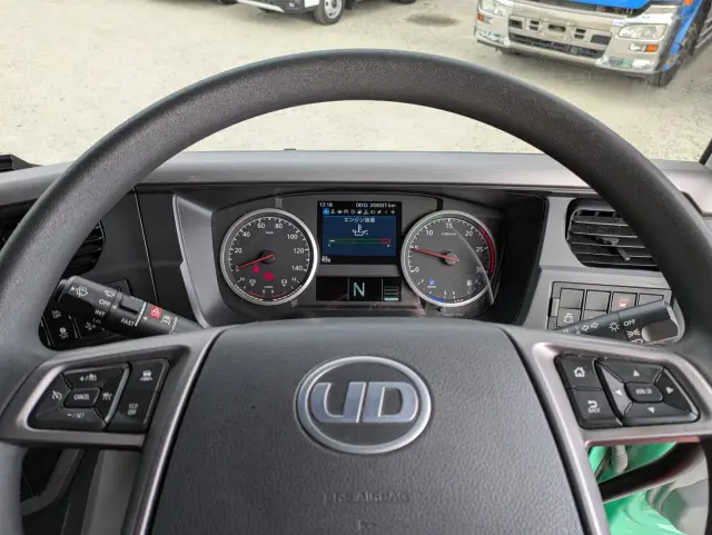 ＵＤ クオン 2PG-CG5CA(8x4)の写真42