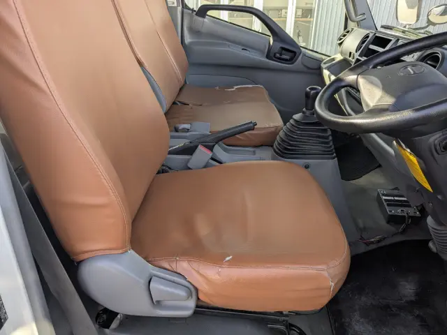 日野 デュトロ TKG-XZU700M(2WD)の写真37