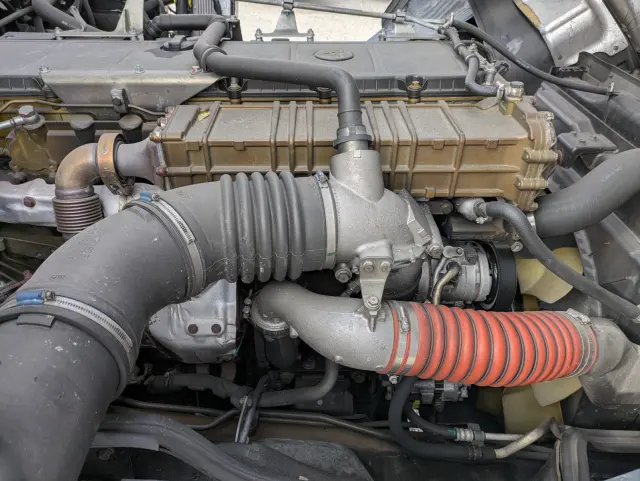 三菱 スーパーグレート QPG-FU64VZ(6x2)の写真47