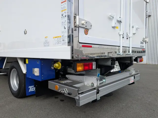 三菱 キャンター 2RG-FEB50(2WD)の写真6