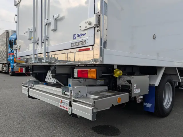 三菱 キャンター 2RG-FEB50(2WD)の写真7