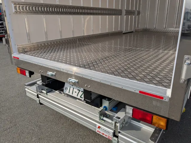 三菱 キャンター 2RG-FEB50(2WD)の写真20