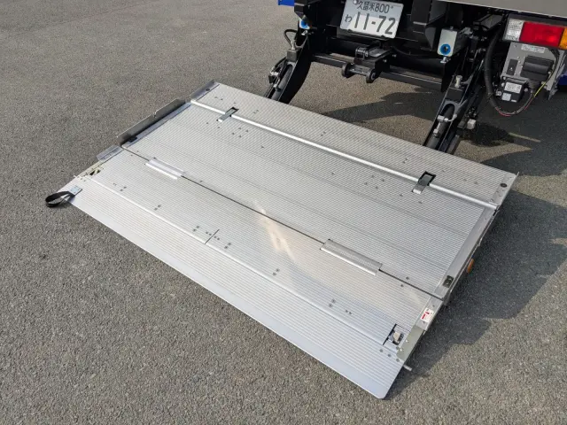 三菱 キャンター 2RG-FEB50(2WD)の写真32