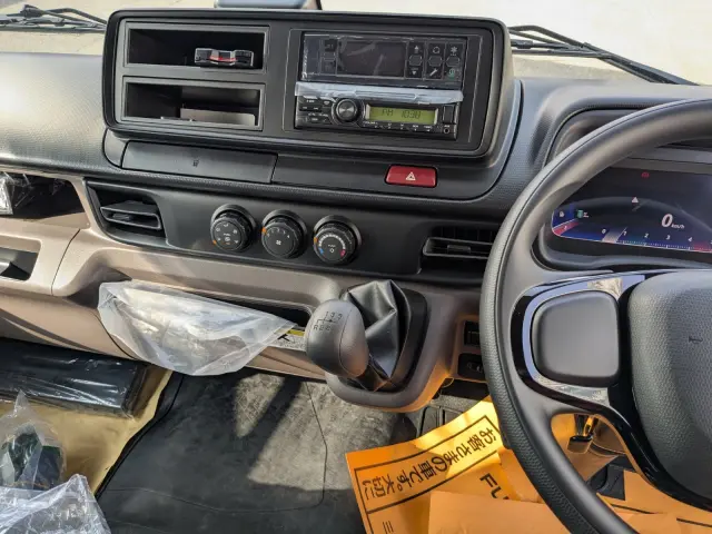 三菱 キャンター 2RG-FEB50(2WD)の写真39