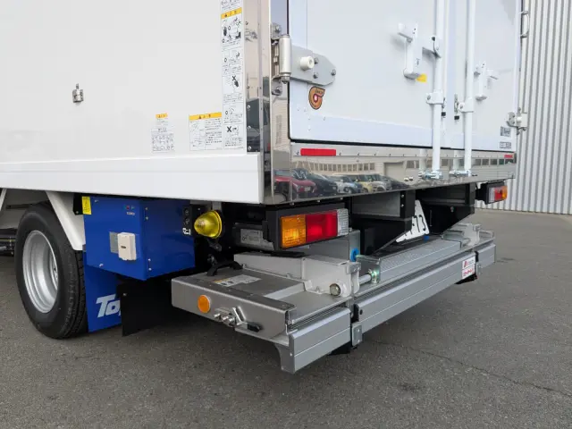 三菱 キャンター 2RG-FEB50(2WD)の写真6