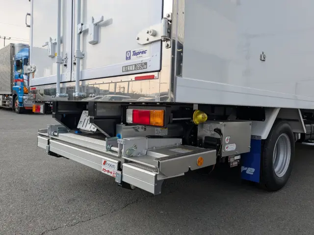 三菱 キャンター 2RG-FEB50(2WD)の写真7