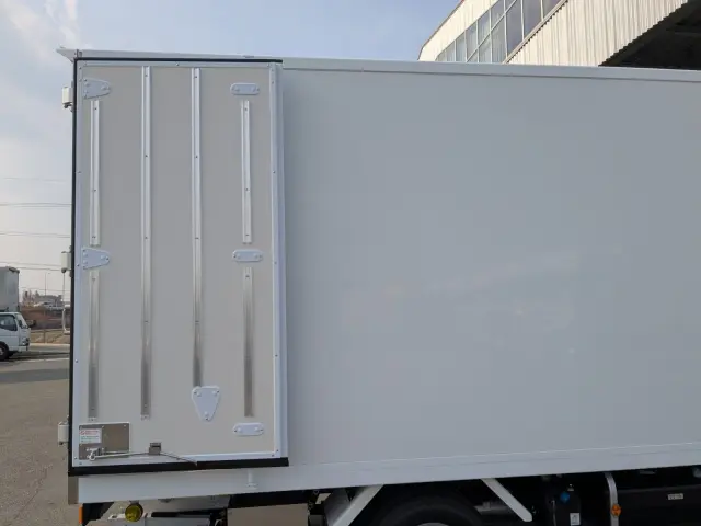 三菱 キャンター 2RG-FEB50(2WD)の写真19