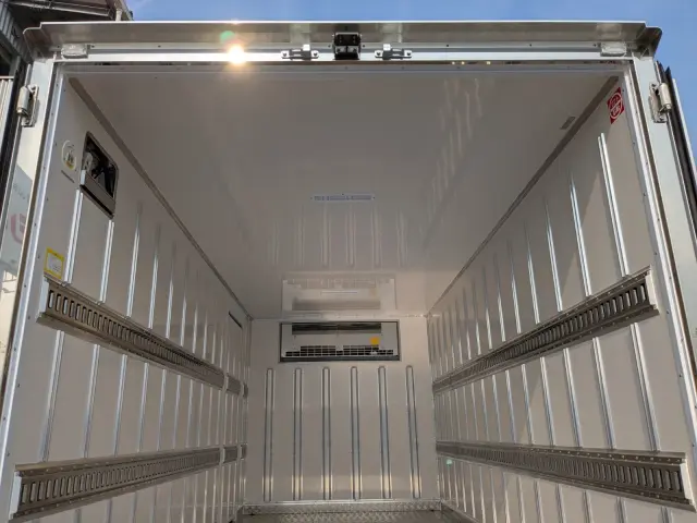 三菱 キャンター 2RG-FEB50(2WD)の写真21