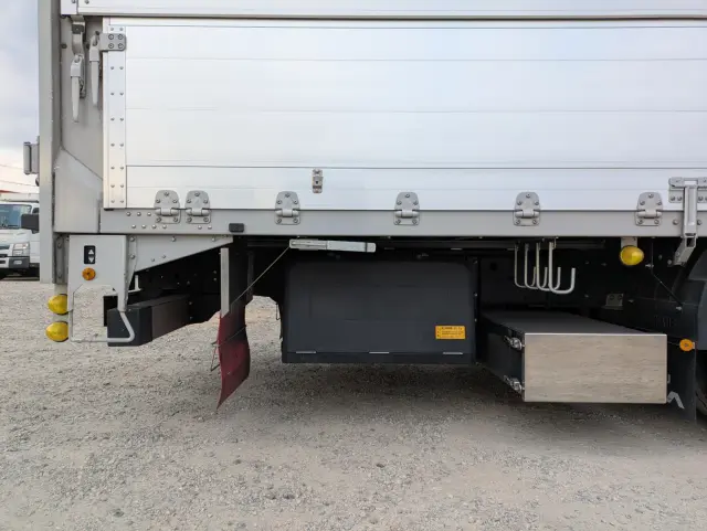 いすゞ ギガ 2PG-CYJ77D(8x4)の写真30