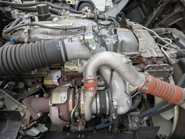 いすゞ ギガ 2PG-CYJ77D(8x4)の写真48
