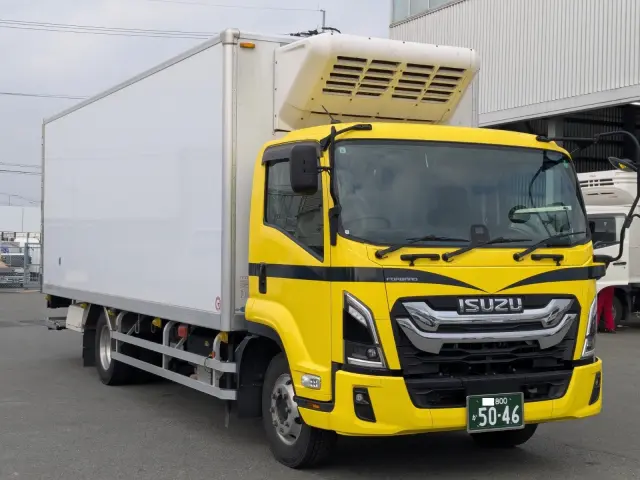 いすゞ フォワード 2PG-FTR90V4(2WD)の写真3