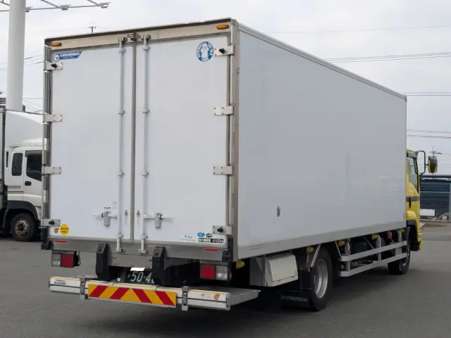 いすゞ フォワード 2PG-FTR90V4(2WD)の写真5