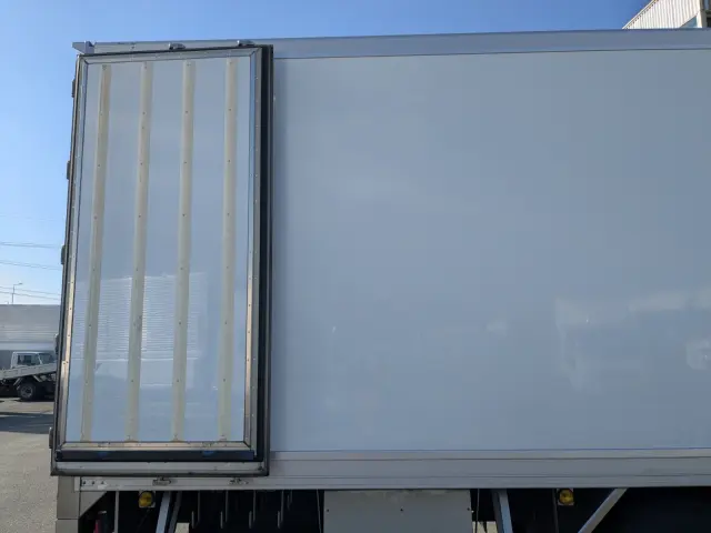 日野 プロフィア 2DG-FR1AHC(6x2)の写真17