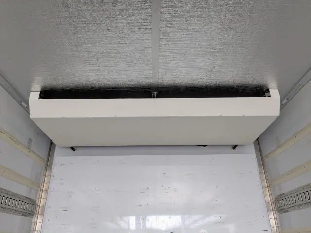 日野 プロフィア 2DG-FR1AHC(6x2)の写真26