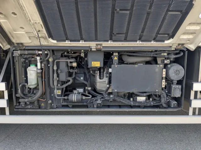 日野 プロフィア 2DG-FR1AHC(6x2)の写真33