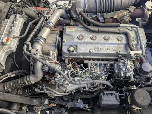 日野 プロフィア 2DG-FR1AHC(6x2)の写真42