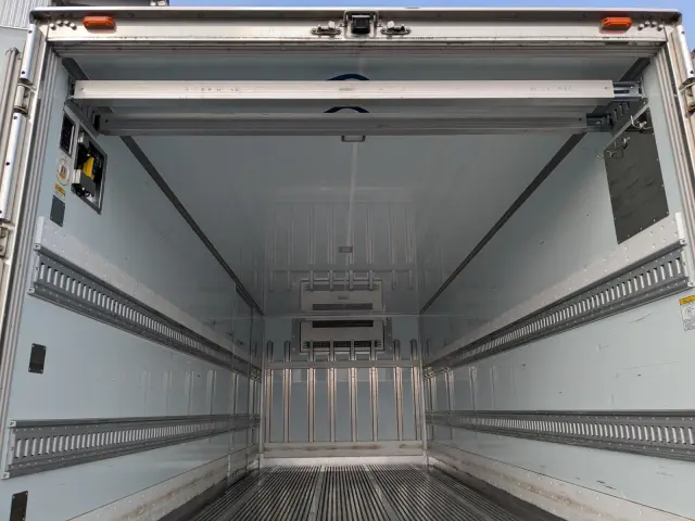 日野 レンジャー 2KG-FD2ABG(2WD)の写真21