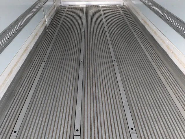 日野 レンジャー 2KG-FD2ABG(2WD)の写真22