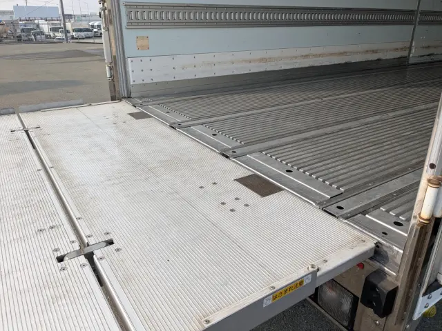 日野 レンジャー 2KG-FD2ABG(2WD)の写真34