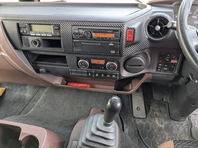 日野 レンジャー 2KG-FD2ABG(2WD)の写真37