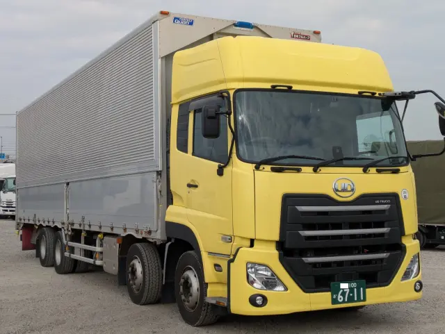 ＵＤ クオン 2PG-CG5CA(8x4)の写真3