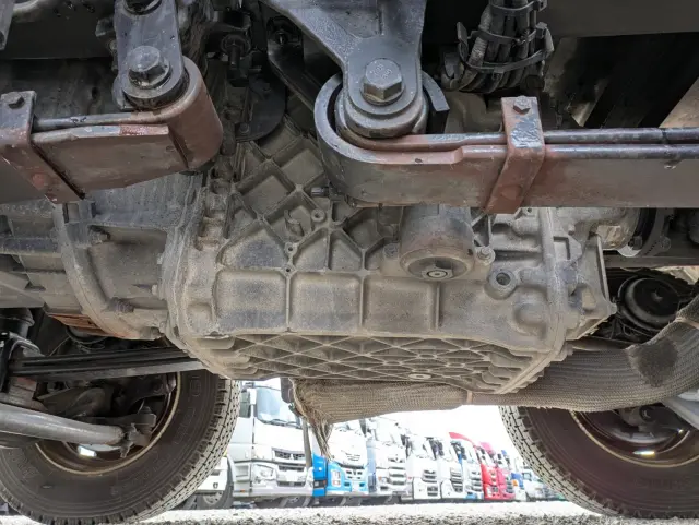 ＵＤ クオン 2PG-CG5CA(8x4)の写真25