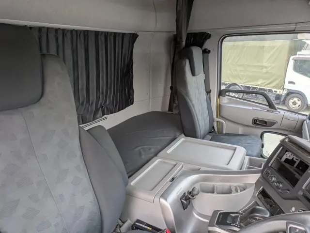 ＵＤ クオン 2PG-CG5CA(8x4)の写真38