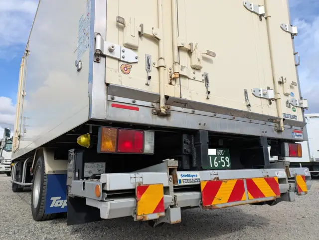 いすゞ エルフ TPG-NPR85AN(2WD)の写真6