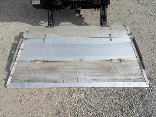 いすゞ エルフ TPG-NPR85AN(2WD)の写真13