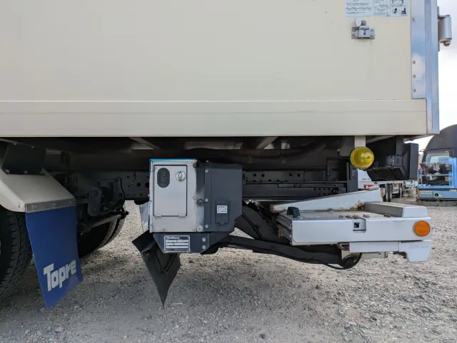 いすゞ エルフ TPG-NPR85AN(2WD)の写真24