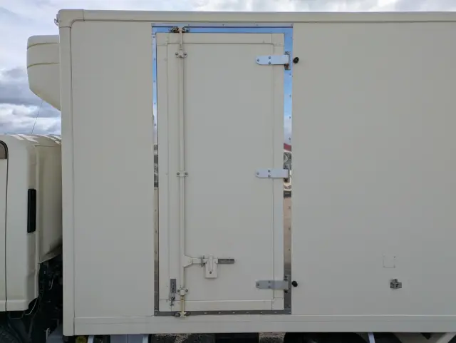 いすゞ エルフ TPG-NPR85AN(2WD)の写真29