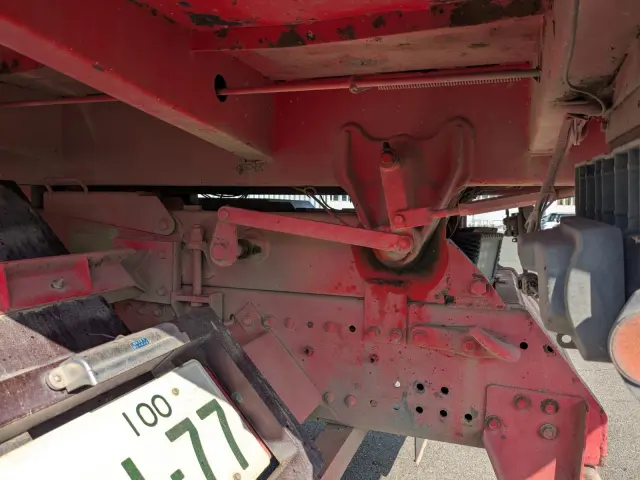 日野 プロフィア 2DG-FS1EJA(6x4)の写真9