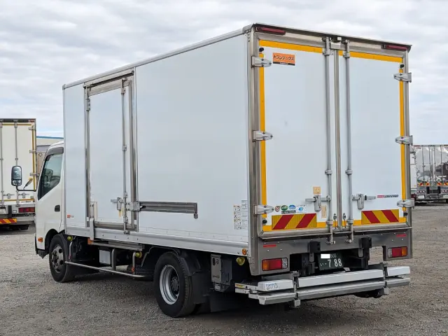 日野 デュトロ TKG-XZU710M(2WD)の写真3