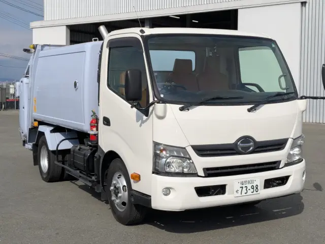 日野 デュトロ TKG-XZU700Mの写真1