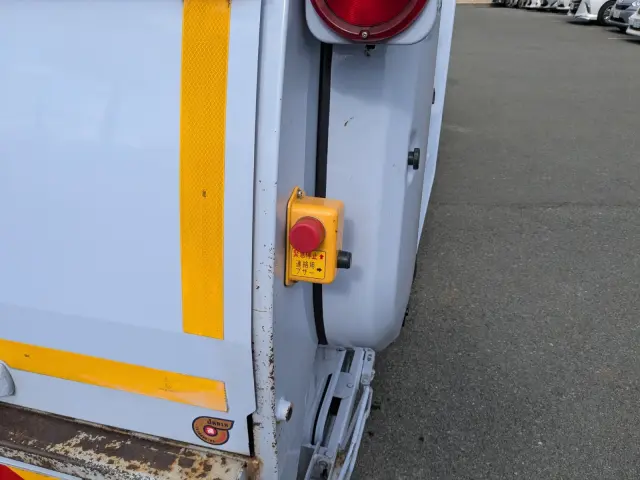 日野 デュトロ TKG-XZU700Mの写真29