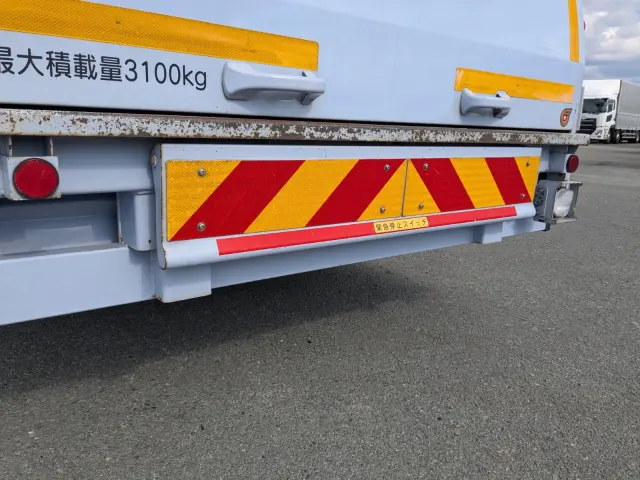 日野 デュトロ TKG-XZU700Mの写真31