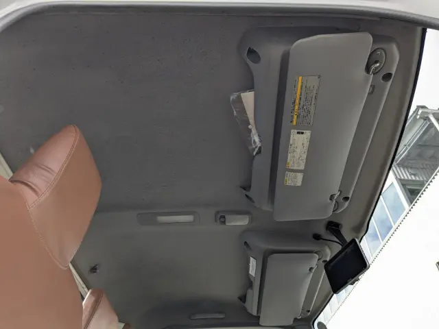 日野 デュトロ TKG-XZU700Mの写真32