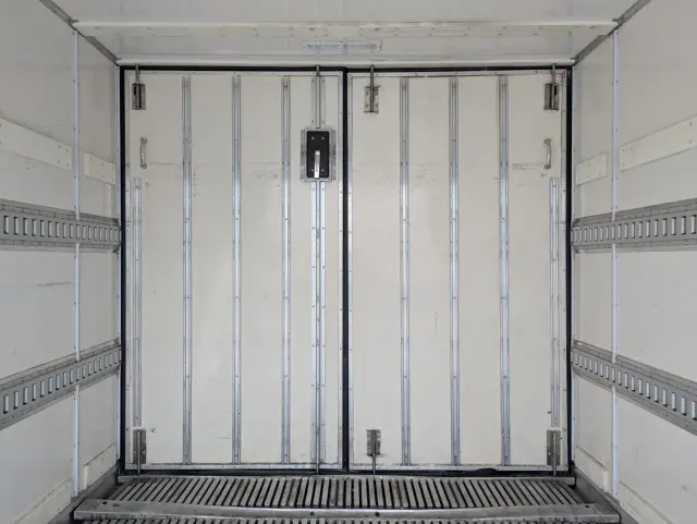 いすゞ フォワード TKG-FRR90T2の写真19