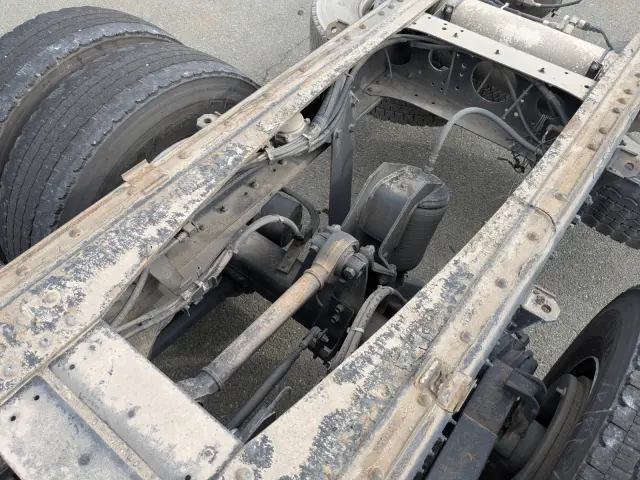 ＵＤ クオン QKG-CD5ZL(6x2)の写真20