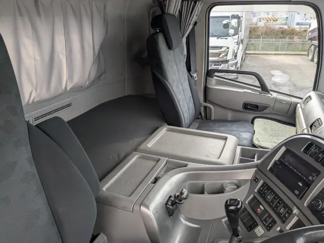 ＵＤ クオン QKG-CD5ZL(6x2)の写真22